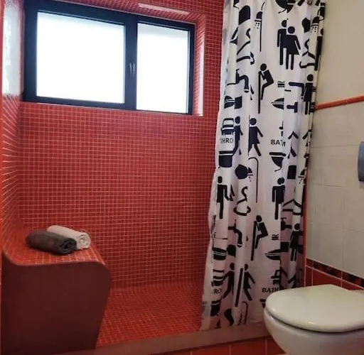 Casa Azul 2bedroom & Ocean View Terrace Wifi Premium Holiday home *