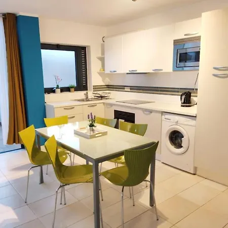 Casa Azul 2bedroom & Ocean View Terrace Wifi Premium * كوستا كالما